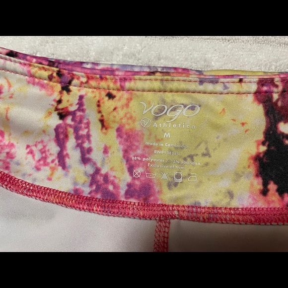 Woman’s exercise shorts - Picture 6 of 6